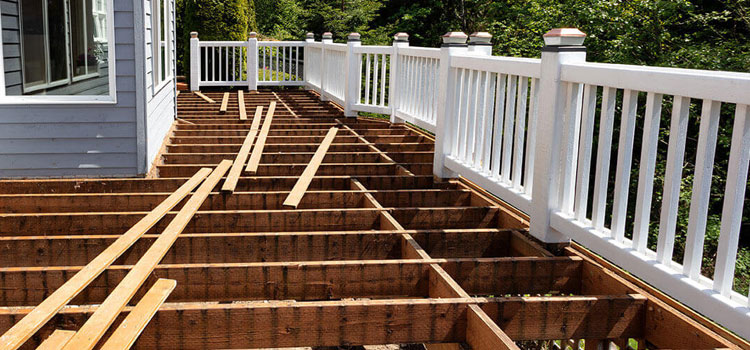 Deck Repair Free Estimate in Mission Hills, CA